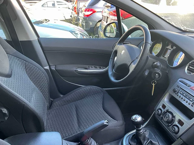 2010 peugeot 308sw - afbeelding 17 van  39