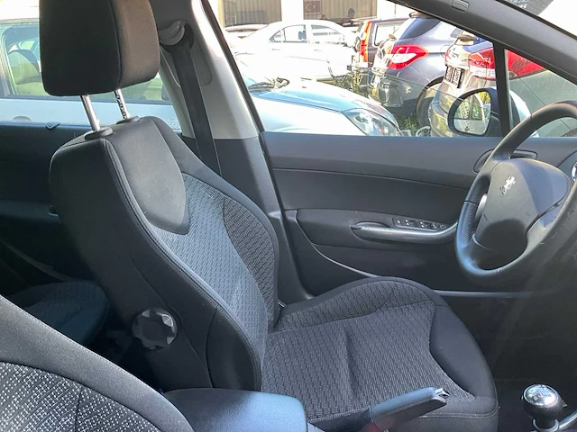 2010 peugeot 308sw - afbeelding 18 van  39