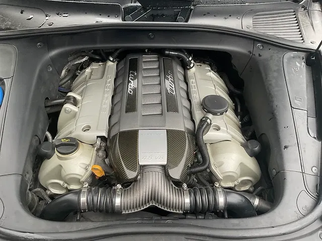 2010 porsche cayenne turbo s personenauto - afbeelding 21 van  23