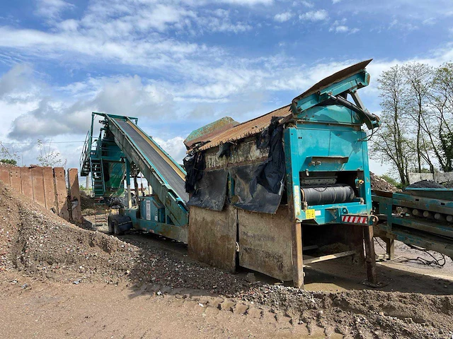 2010 powerscreen commander 1400 mobiele zeefinstallatie - afbeelding 12 van  36