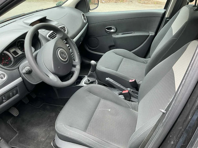 2010 renault clio - afbeelding 3 van  16