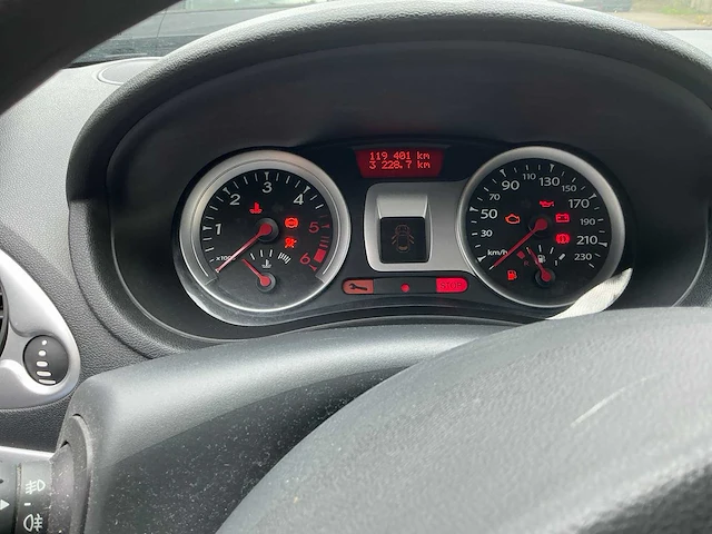 2010 renault clio - afbeelding 4 van  16