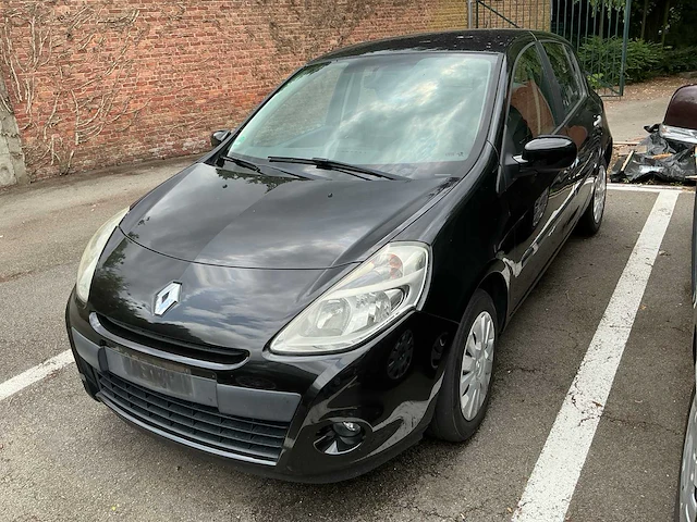 2010 renault clio - afbeelding 1 van  16