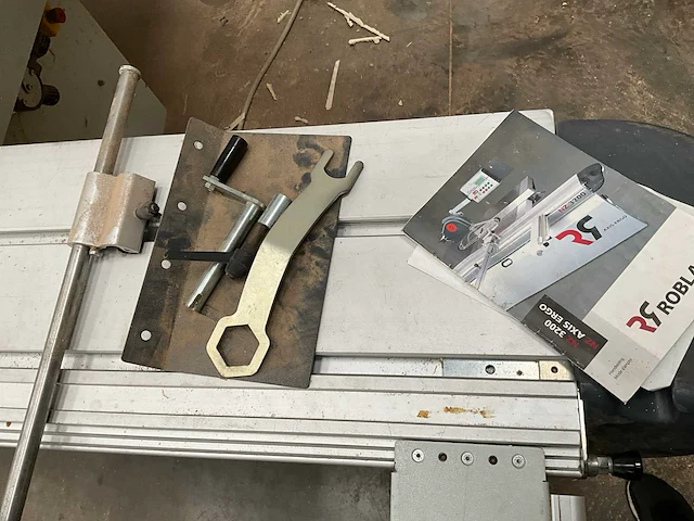 2010 robland nz 3200 axis ergo paneelcirkelzaagmachines - afbeelding 7 van  17