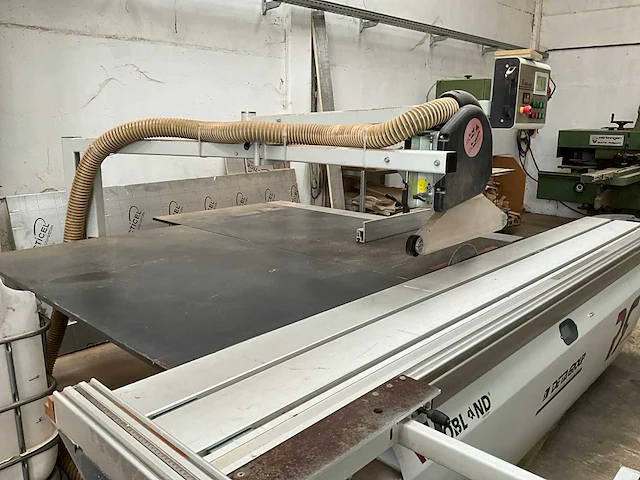 2010 robland nz 3200 axis ergo paneelcirkelzaagmachines - afbeelding 14 van  17