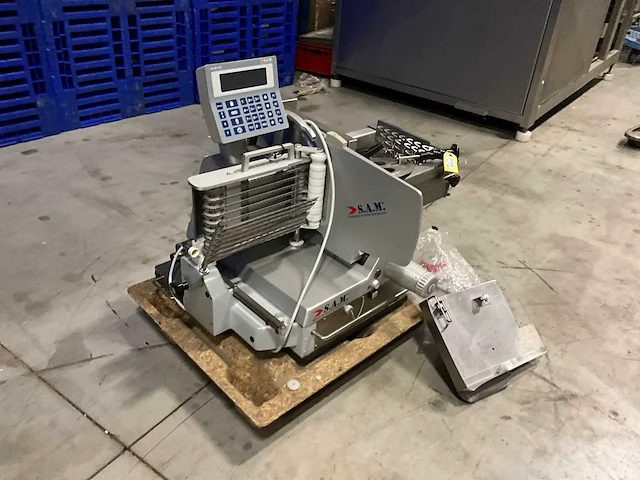 2010 sam 310f tafelsnijmachine - afbeelding 3 van  9