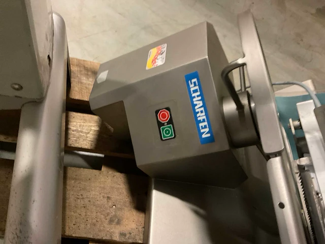 2010 sharfen g330f tafelsnijmachine - afbeelding 3 van  6