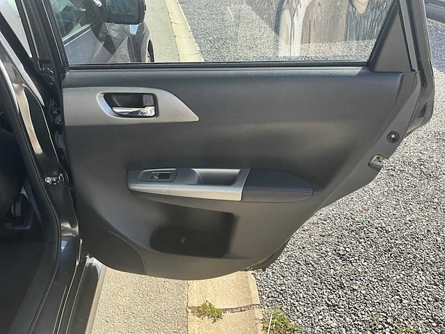 2010 subaru impreza - afbeelding 22 van  53