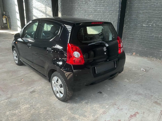2010 suzuki alto personenauto - afbeelding 22 van  28