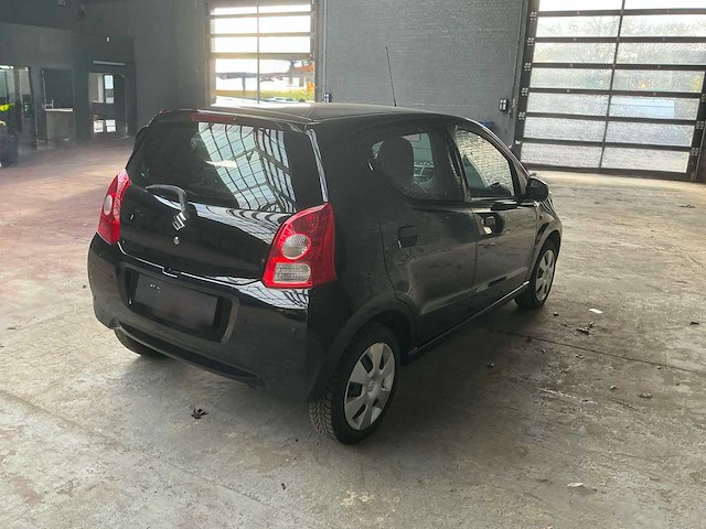 2010 suzuki alto personenauto - afbeelding 25 van  28