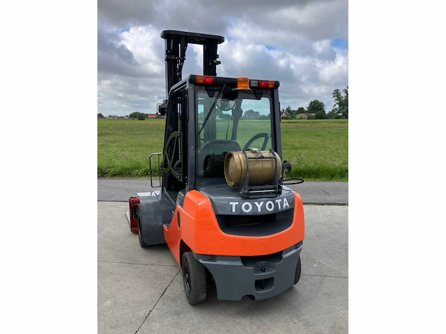 2010 toyota 02-8fgf25 vorkheftruck - afbeelding 72 van  72
