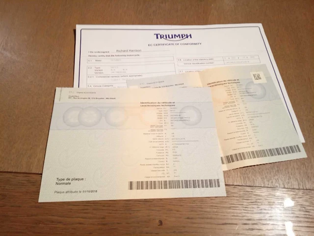 2010 triumph streettriple r motorfiets - afbeelding 9 van  9