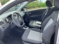 2010 volkswagen polo personenauto - afbeelding 2 van  30