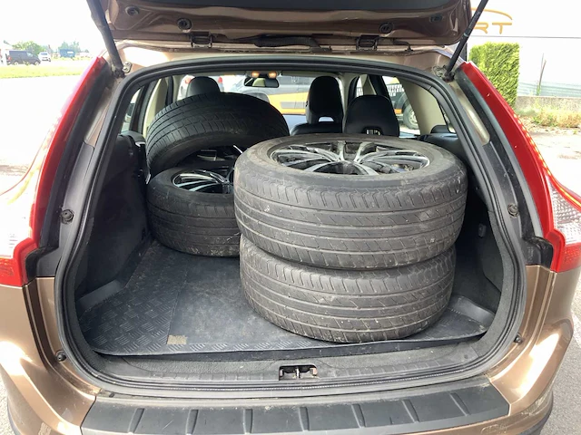 2010 volvo xc60 personenauto - afbeelding 32 van  34