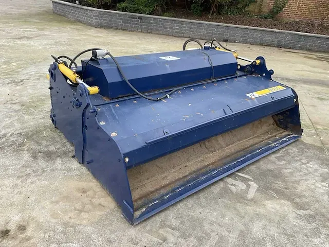 2010 warzee br 255 veegmachine - afbeelding 1 van  12