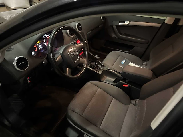 2011 - audi a3 - personenauto - afbeelding 13 van  35