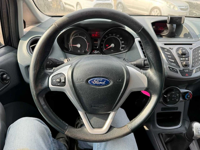 2011 - ford fiesta - personenauto - afbeelding 13 van  28