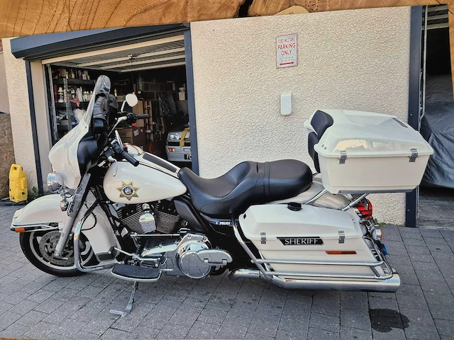 2011 - harley davidson electra glide - american police - afbeelding 1 van  12