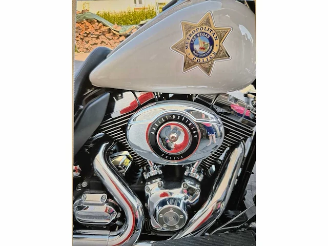 2011 - harley davidson electra glide - american police - afbeelding 4 van  12