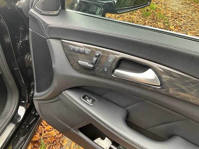 2011 - mercedes-benz cls 350 cdi - personenauto - afbeelding 11 van  39