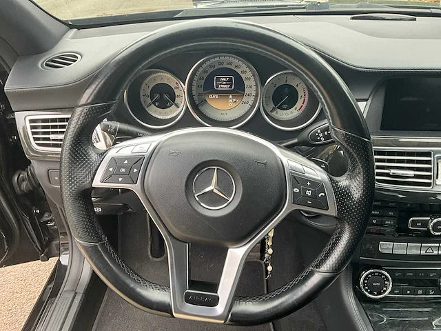 2011 - mercedes-benz cls 350 cdi - personenauto - afbeelding 19 van  39