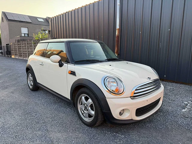 2011 - mini cooper d - personenauto - afbeelding 13 van  19