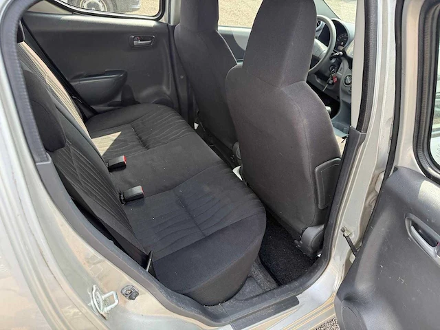 2011 - nissan pixo - personenauto - afbeelding 2 van  17