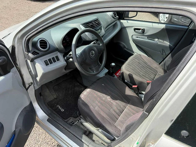 2011 - nissan pixo - personenauto - afbeelding 3 van  17