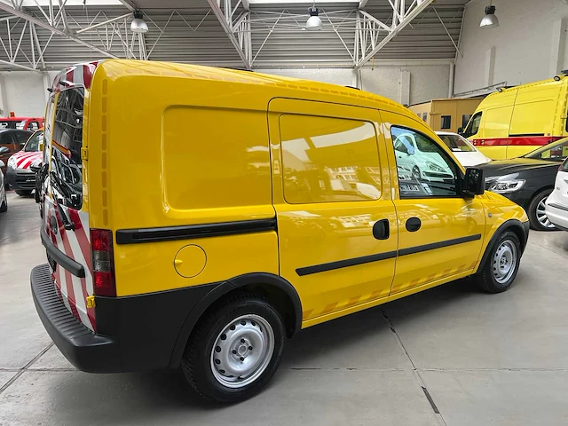 2011 - opel - combo - van - afbeelding 4 van  28