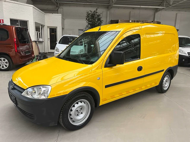 2011 - opel - combo - van - afbeelding 12 van  28