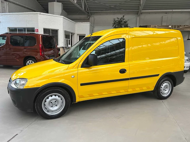 2011 - opel - combo - van - afbeelding 22 van  28