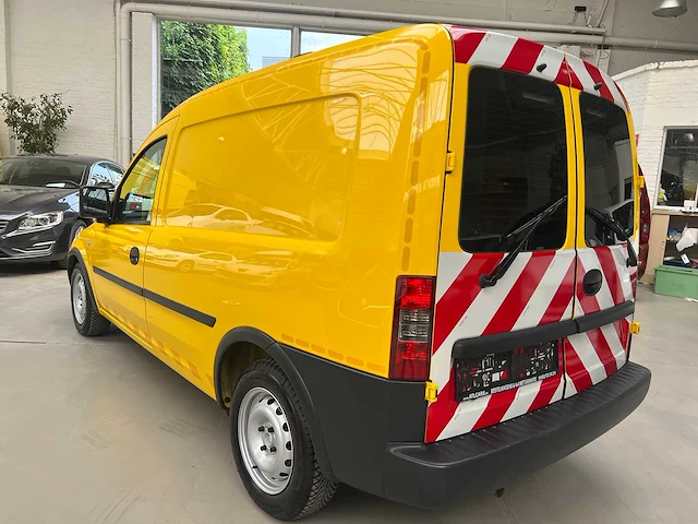 2011 - opel - combo - van - afbeelding 24 van  28