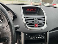 2011 - peugeot 207 - car - afbeelding 18 van  31