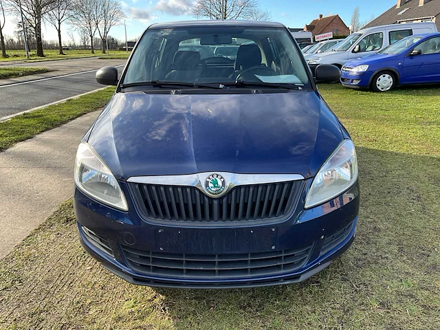 2011 - skoda fabia - personenauto - afbeelding 12 van  29