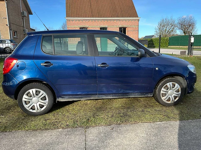 2011 - skoda fabia - personenauto - afbeelding 24 van  29