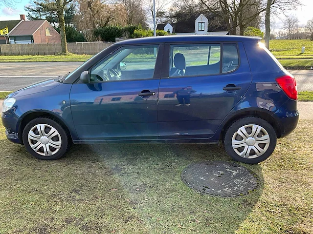 2011 - skoda fabia - personenauto - afbeelding 28 van  29