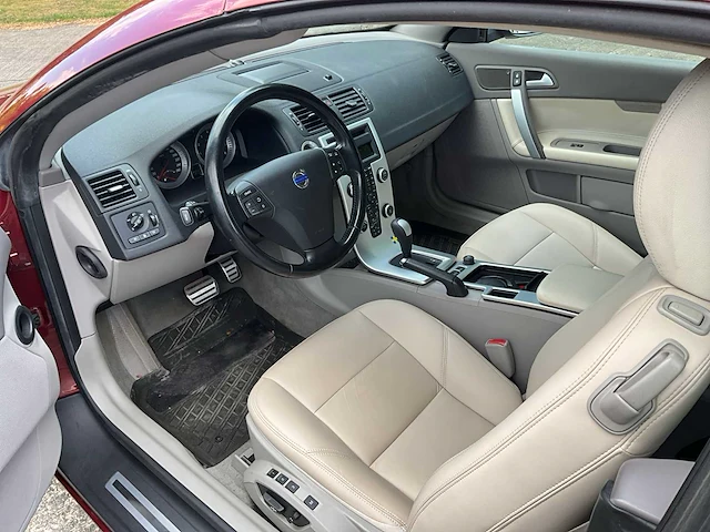2011 - volvo c70 - car - afbeelding 10 van  51
