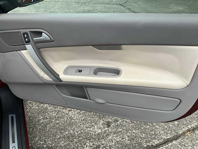 2011 - volvo c70 - car - afbeelding 24 van  51