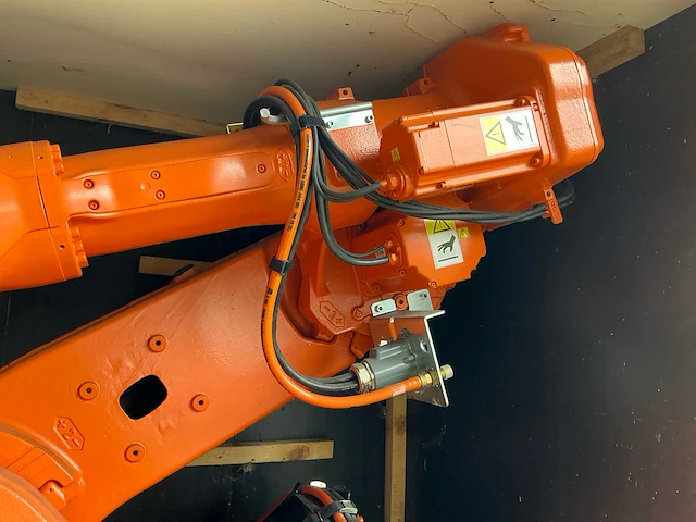 2011 abb irb 6640 m2004 industriële robot - afbeelding 2 van  17