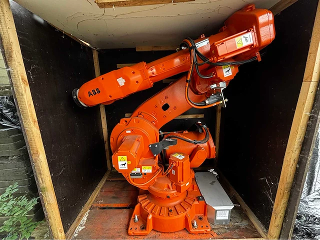2011 abb irb 6640 m2004 industriële robot - afbeelding 10 van  17