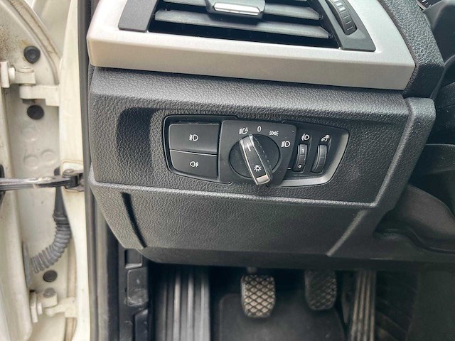 2011 bmw 116i - afbeelding 14 van  31