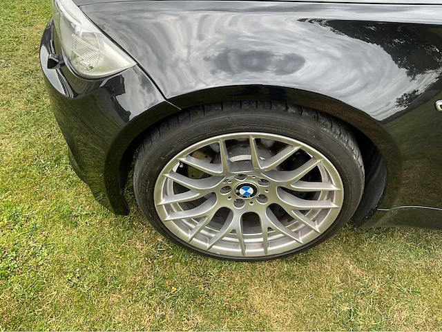 2011 bmw 1m personenauto - afbeelding 2 van  17