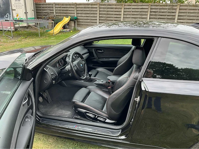 2011 bmw 1m personenauto - afbeelding 16 van  17