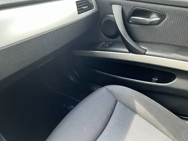 2011 bmw 318d - afbeelding 17 van  40