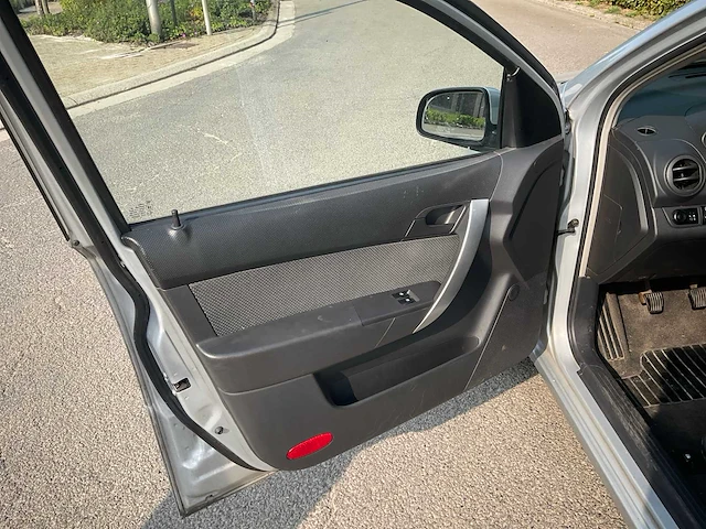 2011 chevrolet aveo personenauto - afbeelding 10 van  40