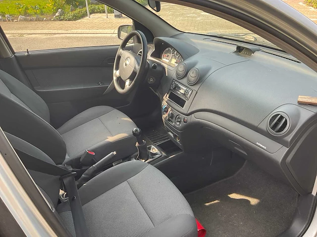 2011 chevrolet aveo personenauto - afbeelding 24 van  40