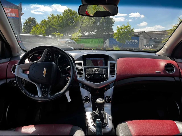 2011 chevrolet cruze personenauto - afbeelding 19 van  19