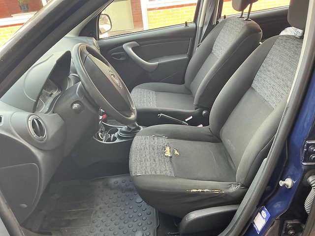 2011 dacia duster 4x4 licht vracht - afbeelding 9 van  22