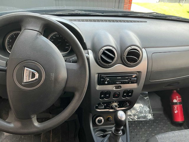 2011 dacia duster 4x4 licht vracht - afbeelding 10 van  22