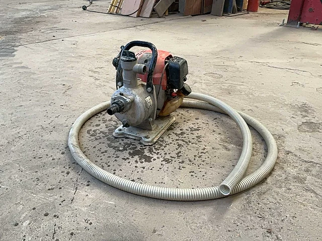 2011 dolmar mp 352.4 waterpomp - afbeelding 1 van  14
